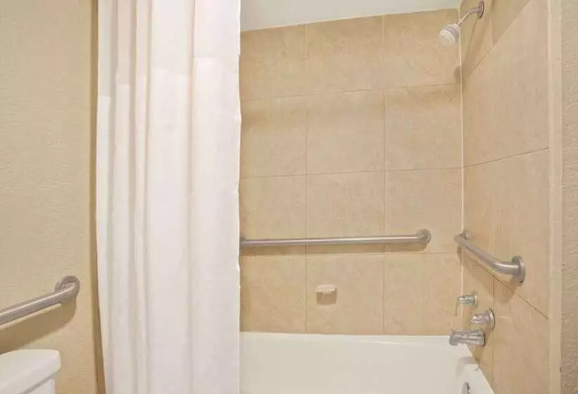 Fotos del hotel Days Inn By Wyndham Orlando Airport Florida Mall:  9