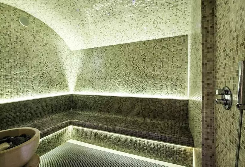 Fotos del hotel Four Seasons Country Club:  11