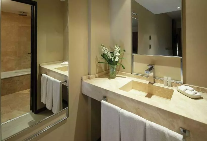 Fotos del hotel Htl City Baires:  3