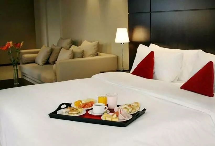 Fotos del hotel Htl City Baires:  16