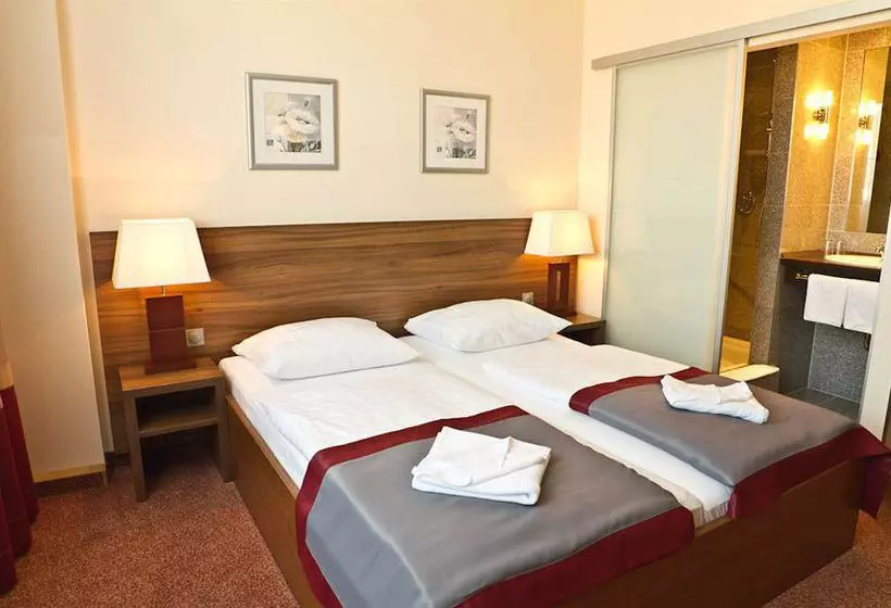 Fotos del hotel Ivbergs  Berlin Messe:  7