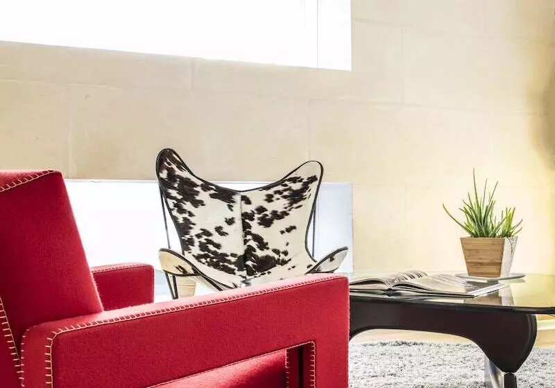 Fotos del hotel Hôtel La Pérouse:  12