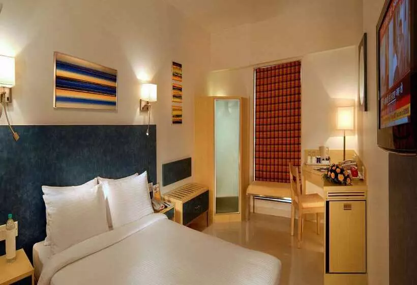 Fotos del hotel Sarovar Grand Hometel:  2