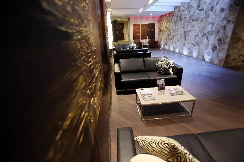 Fotos del hotel Reina Isabel:  3