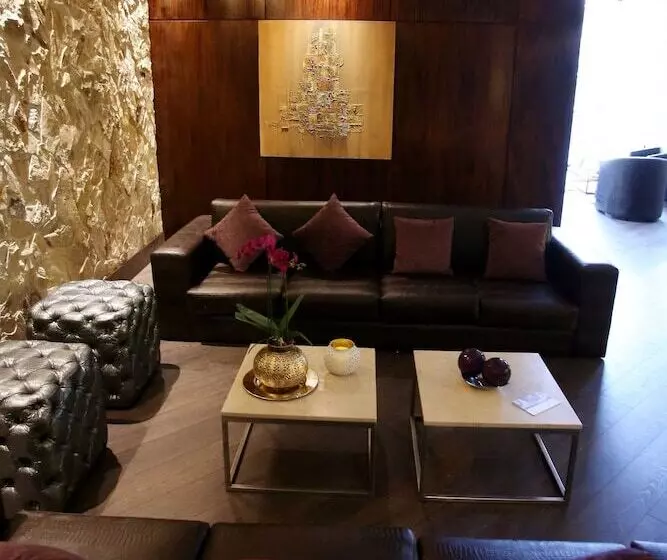 Fotos del hotel Reina Isabel:  25