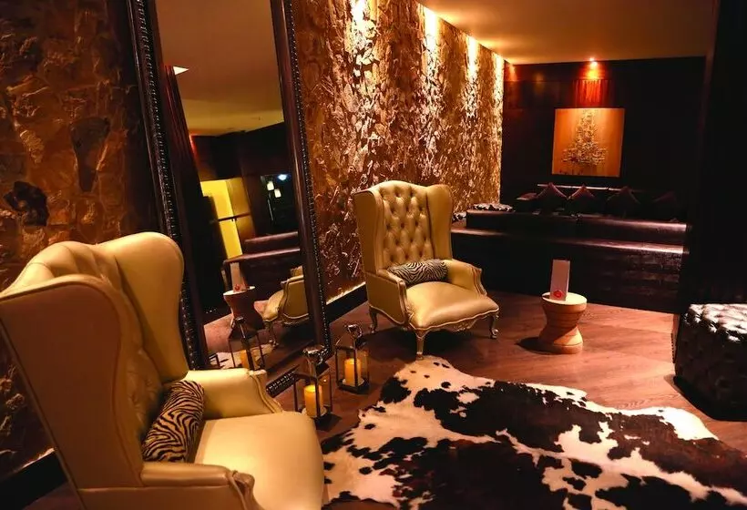 Fotos del hotel Reina Isabel:  17