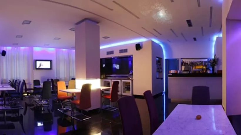 Fotos del hotel Relax Inn:  8