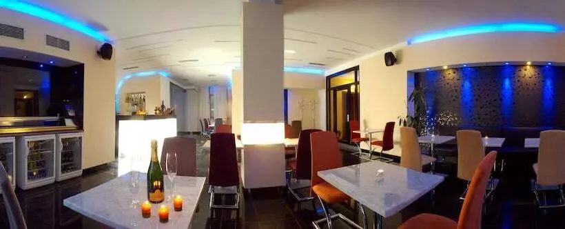 Fotos del hotel Relax Inn:  4