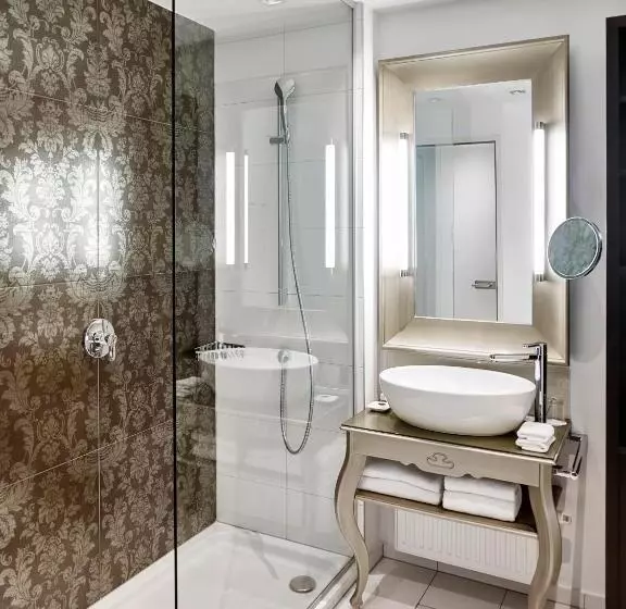 Fotos del hotel Steigenberger Hotel Herrenhof:  8