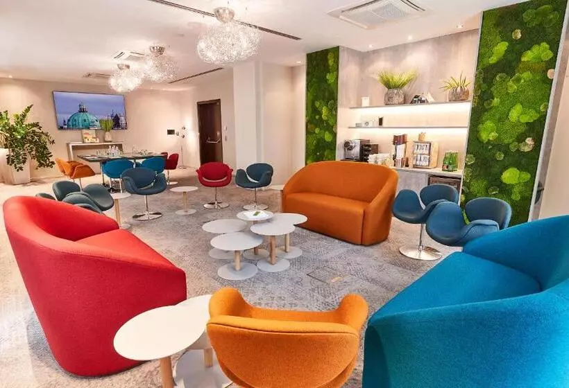 Fotos del hotel Steigenberger Hotel Herrenhof:  2