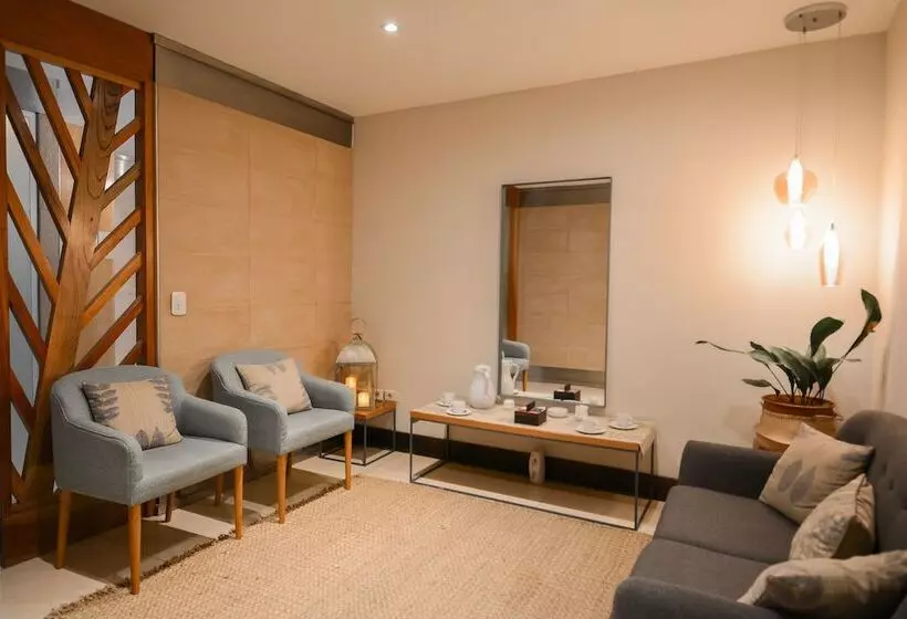 Fotos del hotel Diplomatic:  2