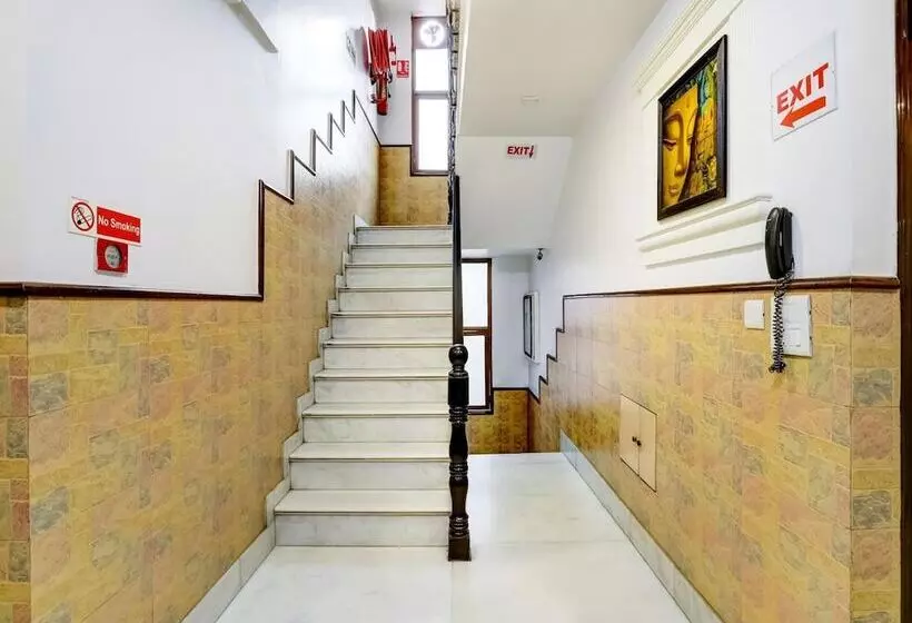 Fotos del hotel Capital O74390  Grand Park Inn:  2