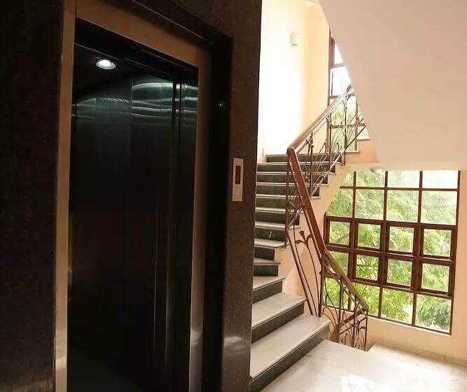 Fotos del hotel Capital O74390  Grand Park Inn:  19