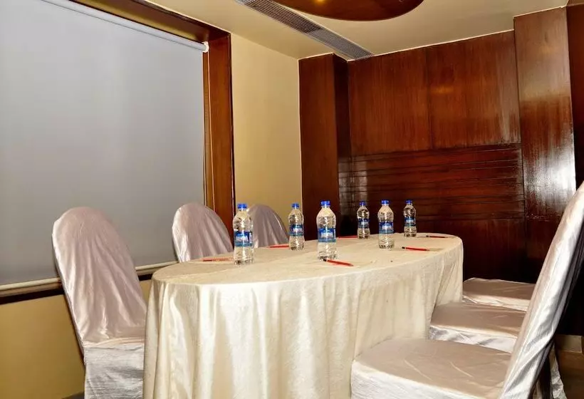 Fotos del hotel Justa Hyderabad:  4