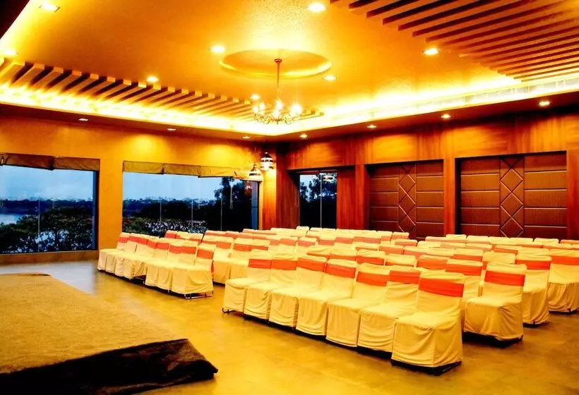 Fotos del hotel Justa Hyderabad:  9