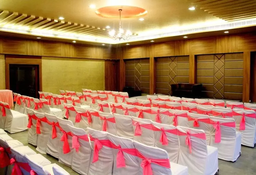 Fotos del hotel Justa Hyderabad:  12