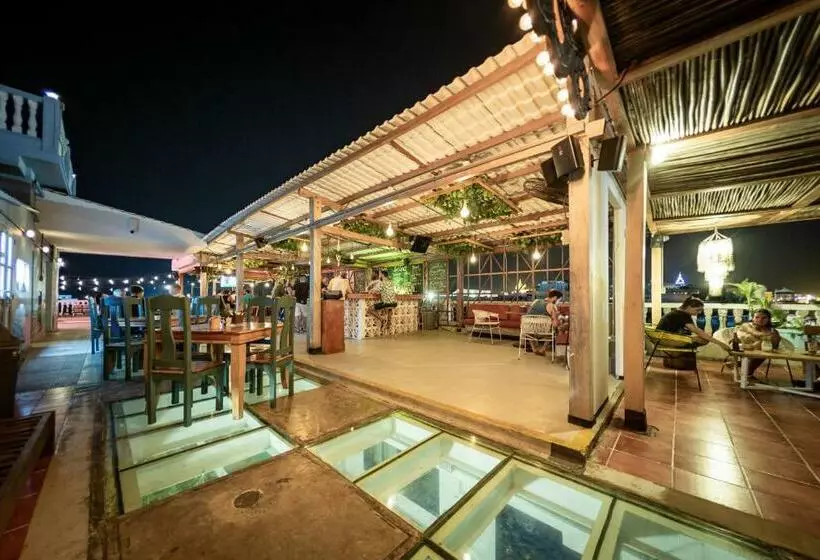 Fotos del hotel Selina Cartagena:  26