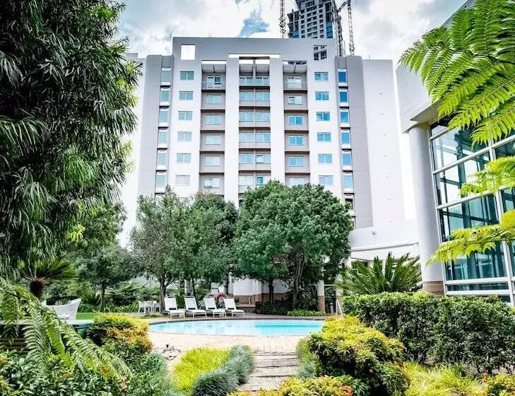 Fotos del hotel Garden Court Sandton City:  9