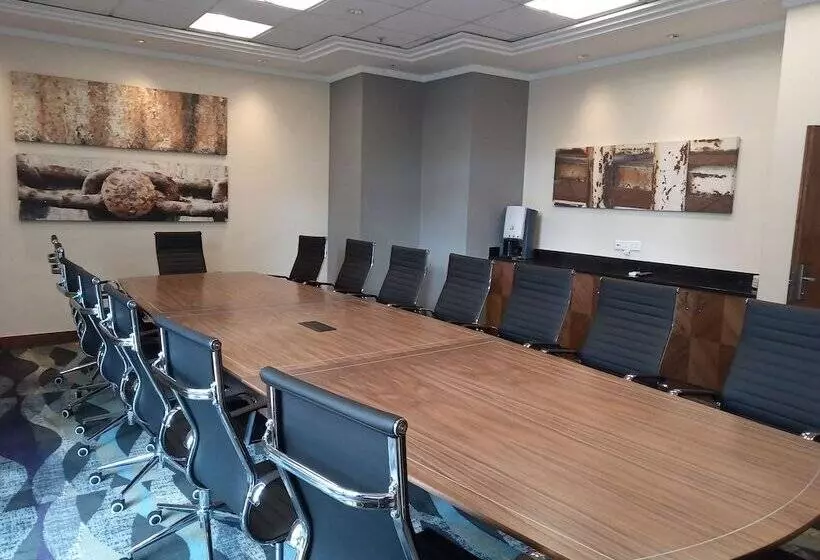 Fotos del hotel Garden Court Sandton City:  5