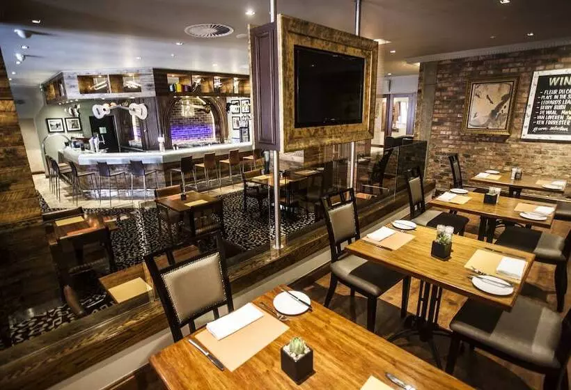 Fotos del hotel Garden Court Sandton City:  24