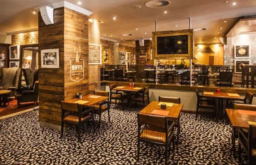 Fotos del hotel Garden Court Sandton City:  11