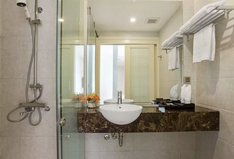 Fotos del hotel Hanoi L Heritage Centre  & Spa:  11