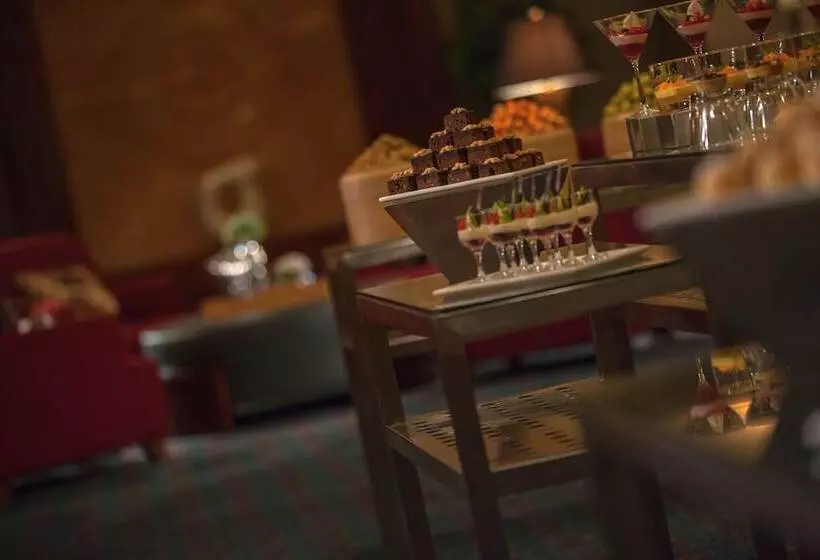 Fotos del hotel Renaissance Wuhan:  3