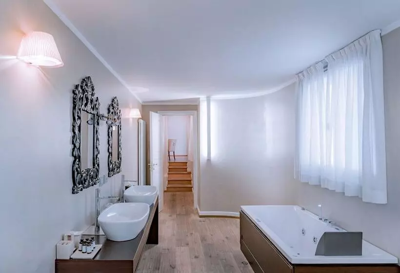 Fotos del hotel Townhouse 33 Boutique:  8