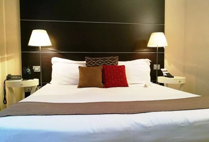 Townhouse 33 Boutique