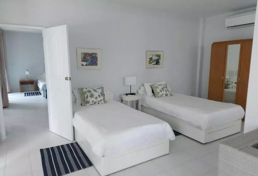 Supatra Hua Hin Resort