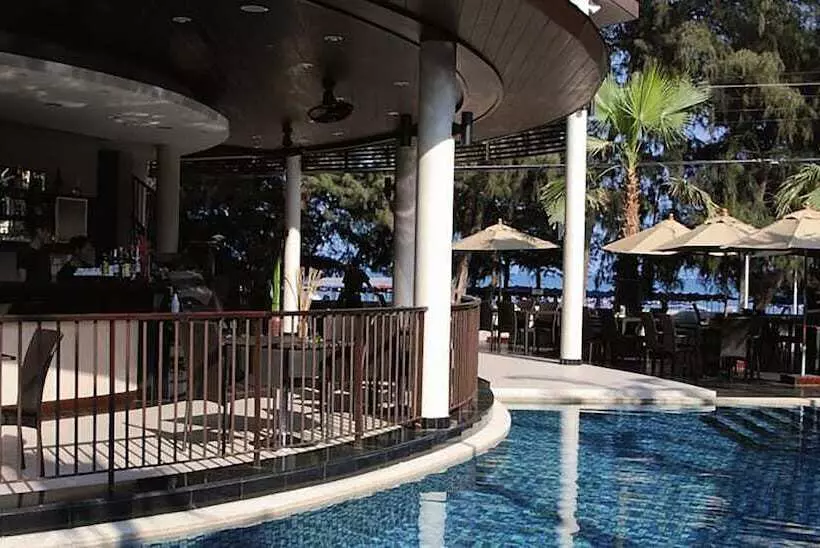 Fotos del hotel Tara Mantra Chaam Resort:  12