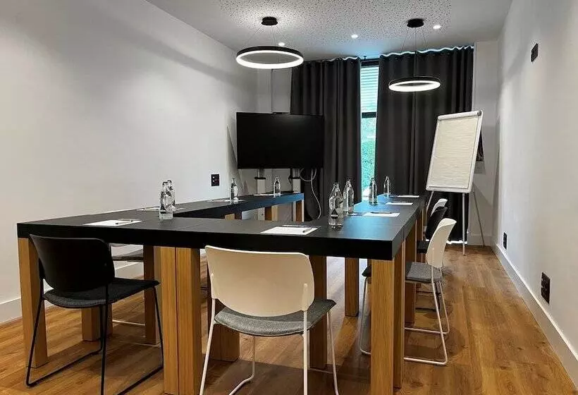 Fotos del hotel Holiday Inn Express Bilbao Airport, An Ihg:  6