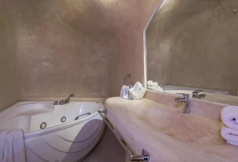 Fotos del hotel Iliovasilema Hotel & Suites:  2