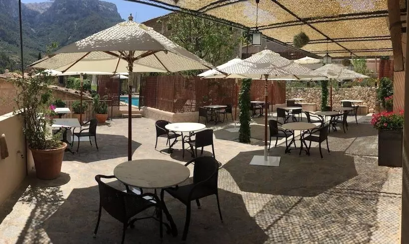 Fotos del hotel Y Apartamentos Des Puig:  11