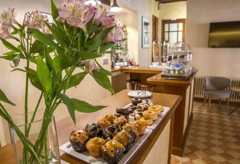 Fotos del hotel Y Apartamentos Des Puig:  15