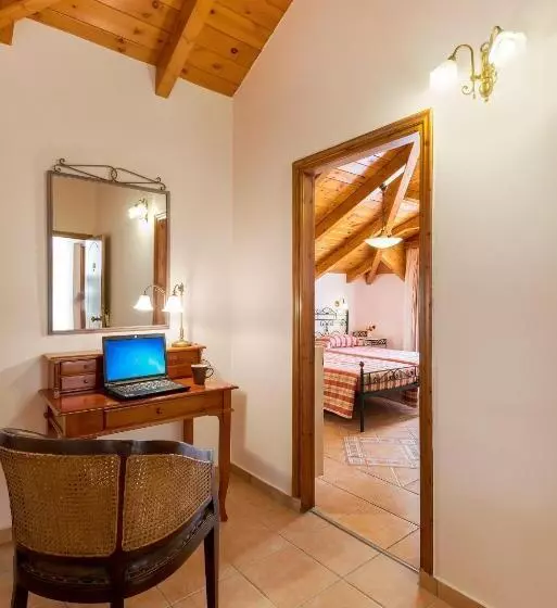 Fotos del hotel Andreolas Luxury Suites:  19