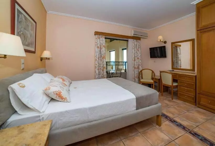 Fotos del hotel Andreolas Luxury Suites:  16