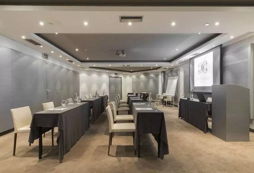 Fotos del hotel The Excelsior Small Luxury Hotels Of The World:  19