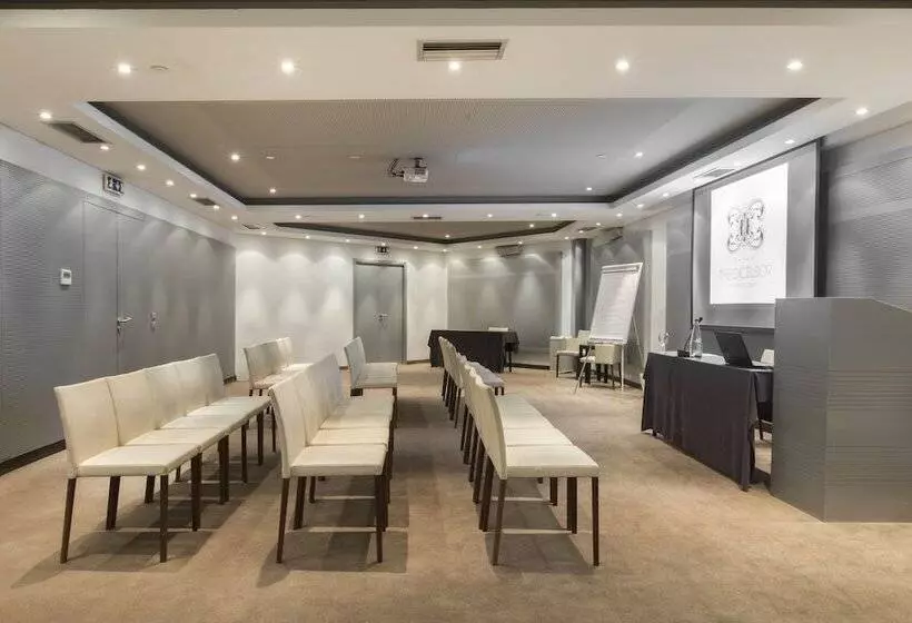 Fotos del hotel The Excelsior Small Luxury Hotels Of The World:  15