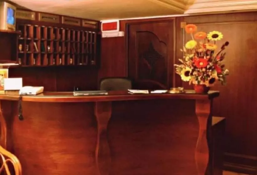 Fotos del hotel Guiren:  3