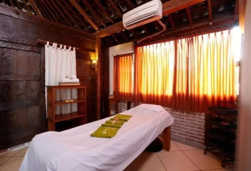 Fotos del hotel Putu Bali Villa And Spa:  14