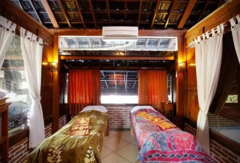 Fotos del hotel Putu Bali Villa And Spa:  2