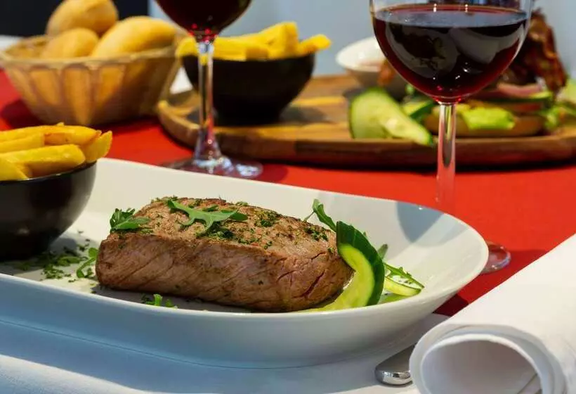 Fotos del hotel Ramada Brussels Woluwe:  14