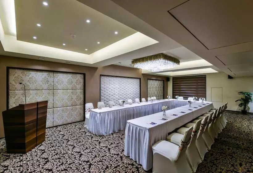 Fotos del hotel The International By Tunga:  16