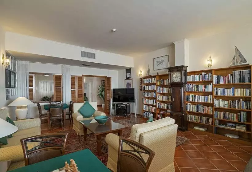 Fotos del hotel Albatroz Beach & Yacht Club:  1