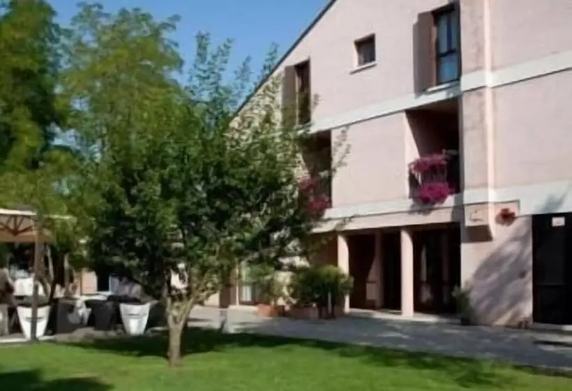 Fotos del hotel Certosa:  13