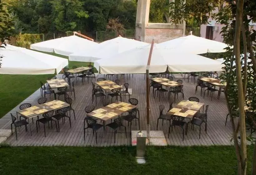 Fotos del hotel Certosa:  12