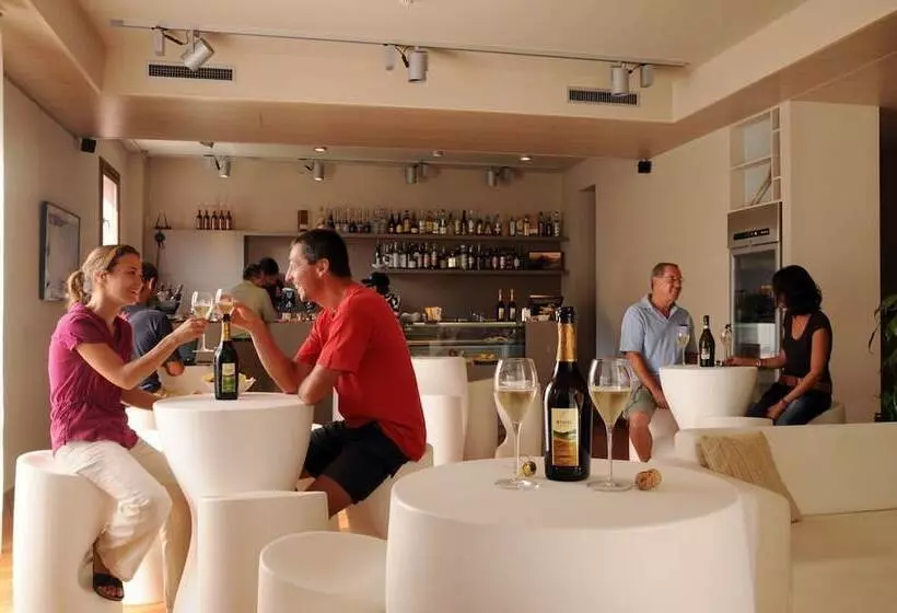 Fotos del hotel Certosa:  11