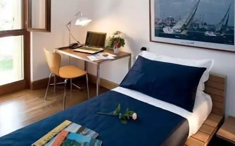 Fotos del hotel Certosa:  14