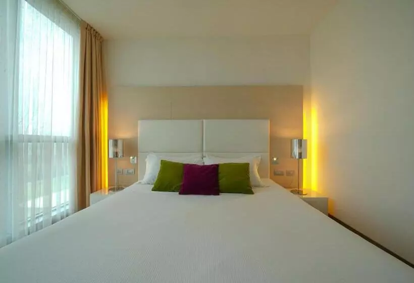 Fotos del hotel Pisa Tower Plaza:  11